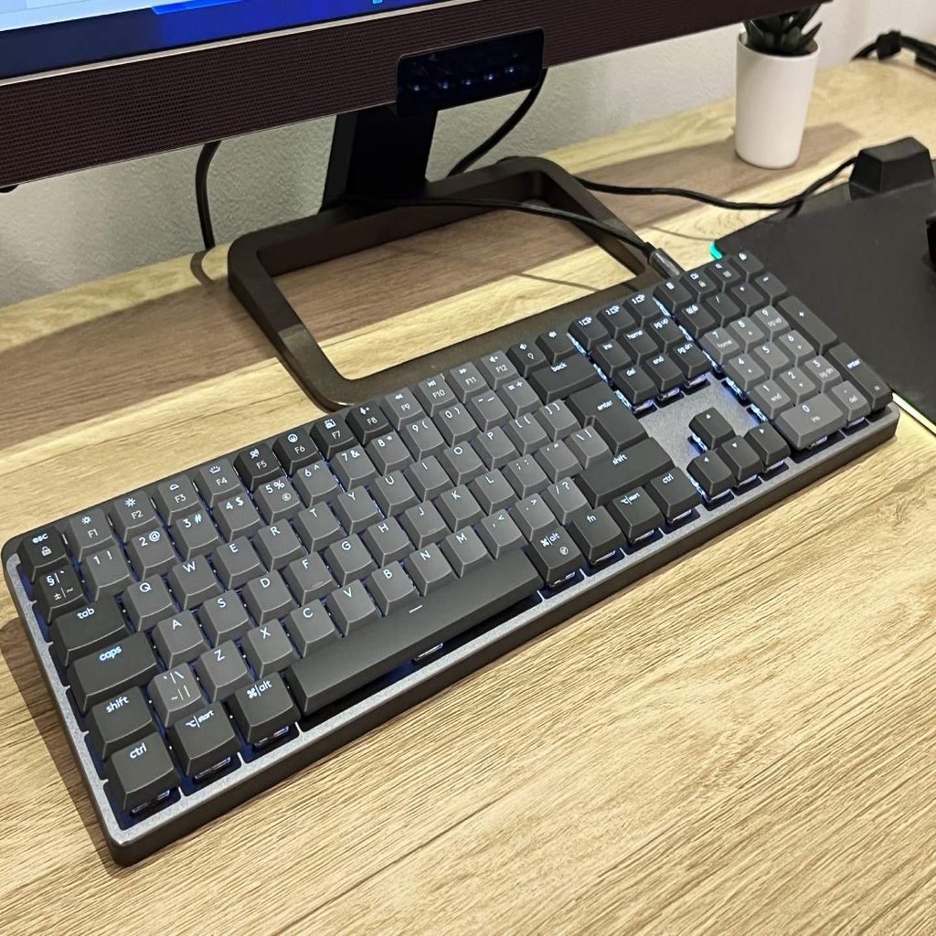 Logitech MX Mechanical Keyboard - Image 2
