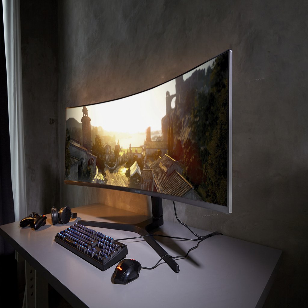 Samsung 34-inch Ultrawide Monitor - Image 3